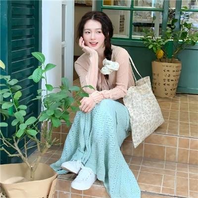 百里莲花并蒂开